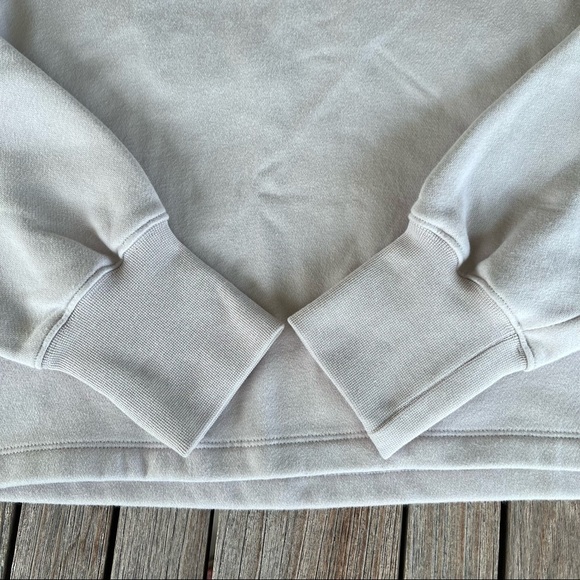 Adidas Originals 3 Stripe Logo Crop Sweatshirt Women’s XS Ice Purple NWT FLAW - Picture 7 of 12